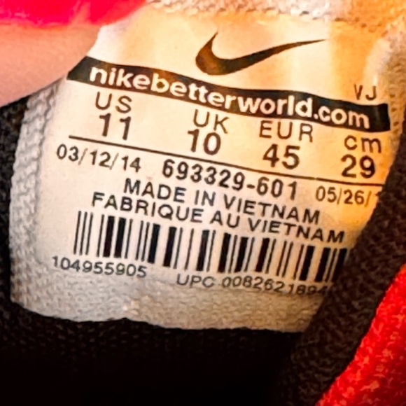 Nike air max 693325-601 Red and Black Sneakers EUC 11 - Picture 16 of 16
